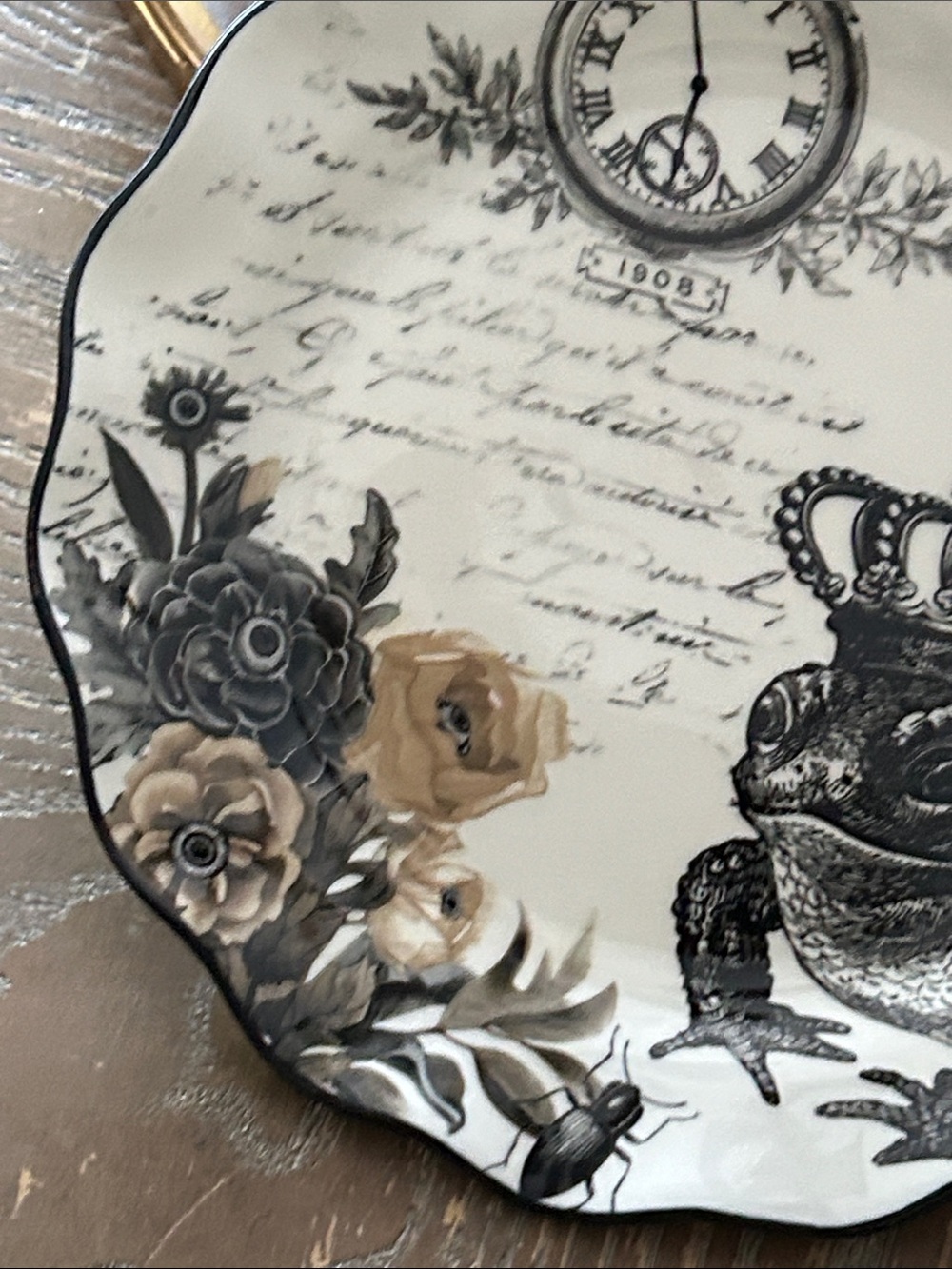NEW! Vintage Inspired Floral Roses Toile Frog Prince Ceramic Serving Plate - Picture 6 of 7